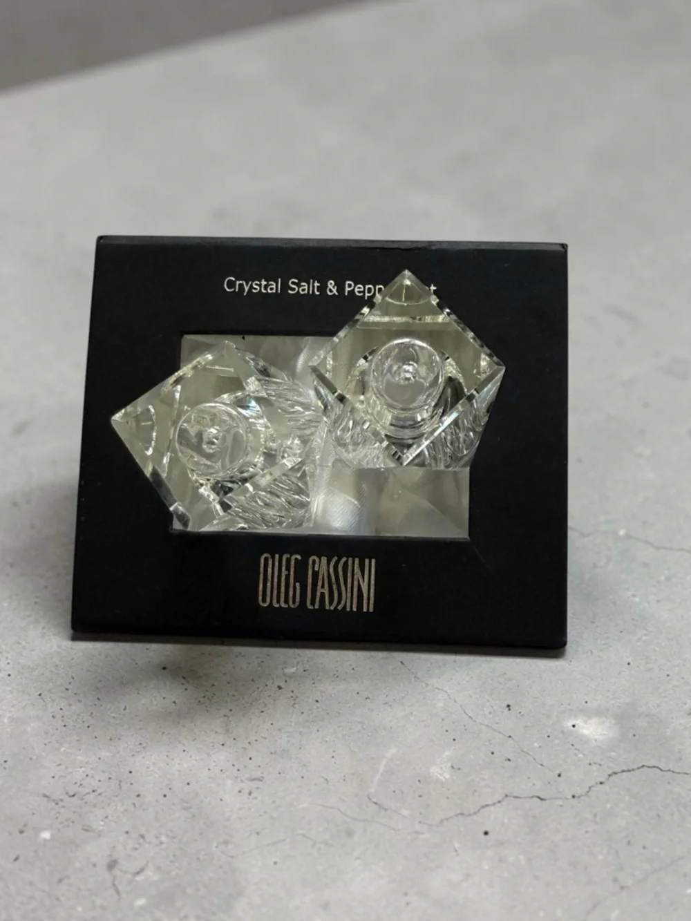 Oleg Cassini Crystal Salt and Pepper Shakers Set Long Facets NIB 126991